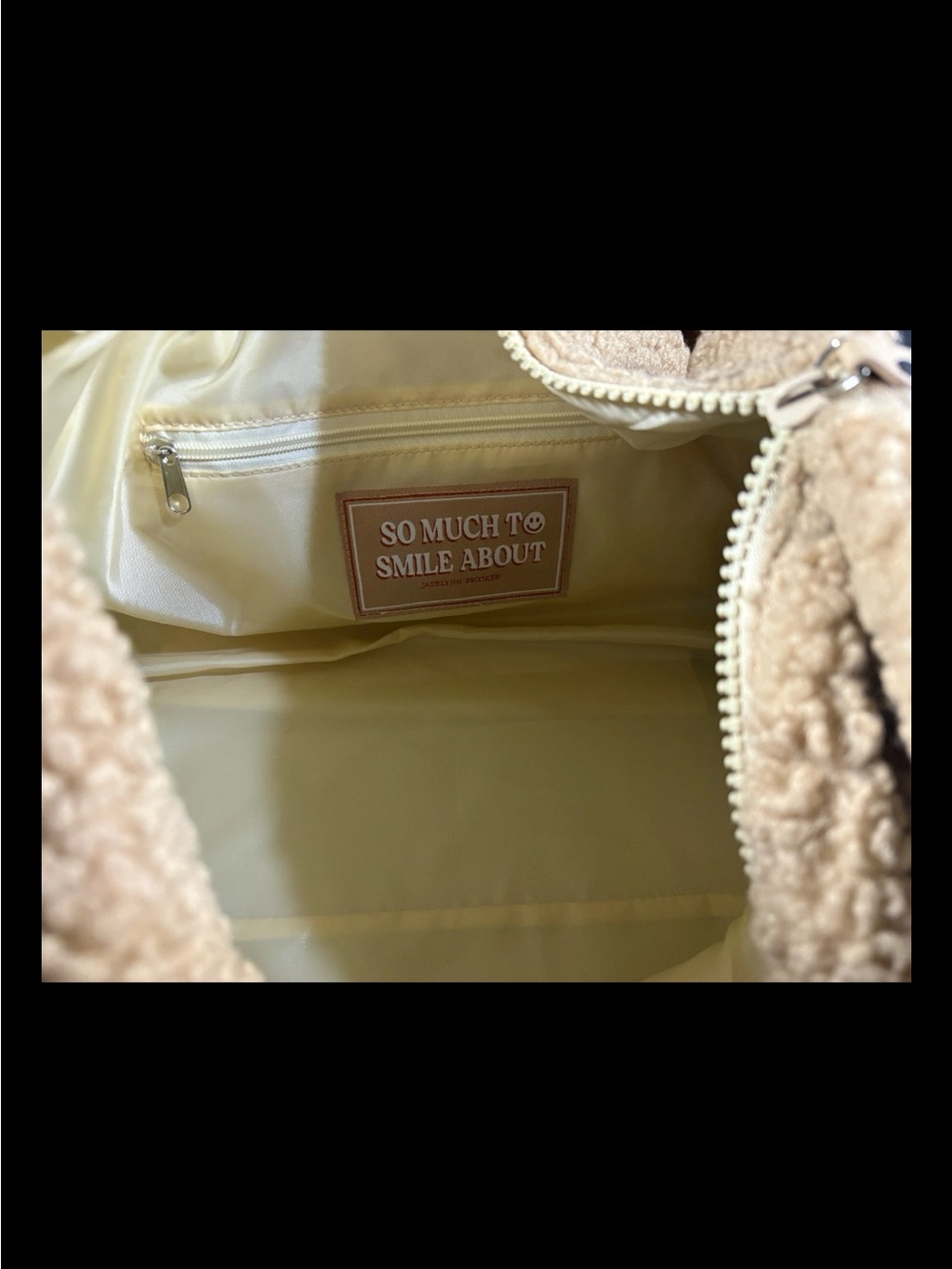 Sherpa Teddy Weekender Tote By Jadelynn Brooke Gym, Travel Or Overnight Bag NWT - Picture 10 of 12
